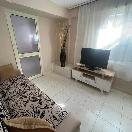Santo Antonio Apartment Tirana